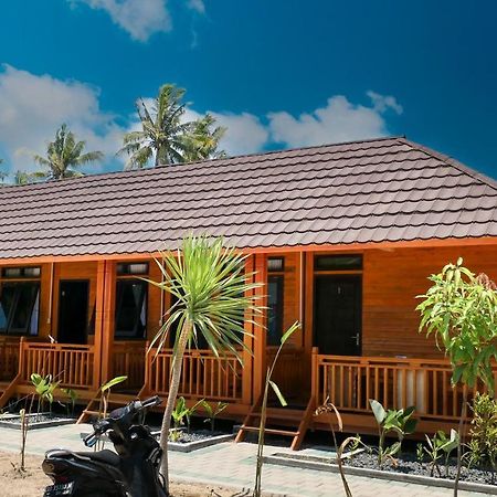 Mandalika Queen Hostel Kuta  외부 사진