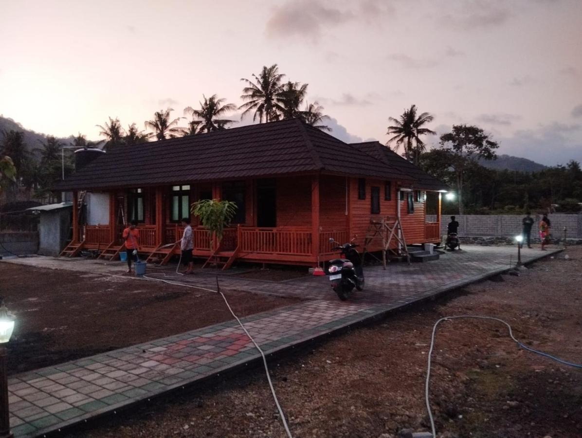 Mandalika Queen Hostel Kuta  외부 사진